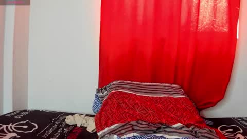 Snapshot of chanell15 chatting on December 2025 04:24:01 PM Fabi online show from December 2025 04:24:01 PM