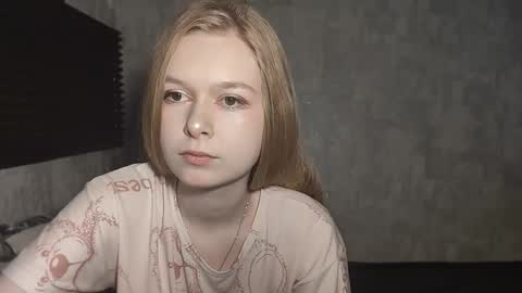 Lia online show from February 2026 07:13:02 AM