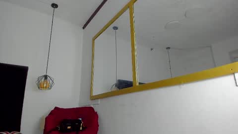 Snapshot of chanellejohnson_ chatting on February 2025 10:02:01 AM chanellejohnson_ online show from February 2025 10:02:01 AM