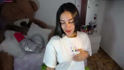 Isabella online show from July 2026 12:08:02 PM