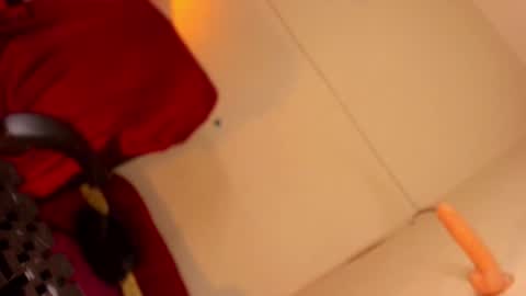 chantal_fuck online show from May 2026 01:25:02 AM