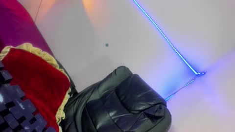 chantal_fuck online show from May 2026 11:01:04 PM