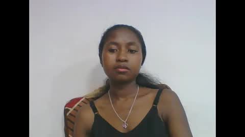 chantale483461 online show from April 2026 05:08:02 PM