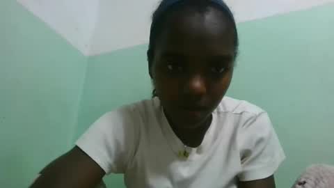 chanteuse655720 online show from June 2026 07:36:01 PM