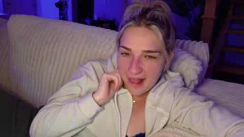 char  online show from December 2025 12:16:02 AM