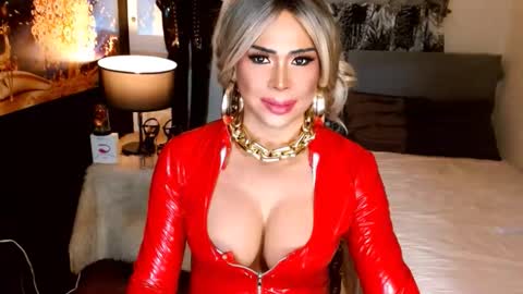 charismatic_apple online show from March 2026 08:57:01 PM