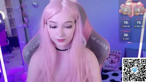 Snapshot of charityryah chatting on April 2026 05:10:01 AM Hi guys Welcome to my room online show from April 2026 05:10:01 AM