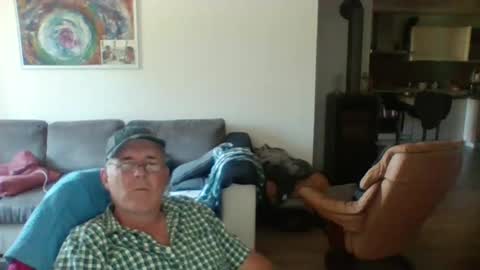 charles6064 online show from June 2026 10:28:02 AM