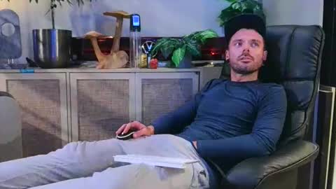 Snapshot of charlesbj963 chatting on January 2026 02:49:01 AM ASSPELUNKER online show from January 2026 02:49:01 AM