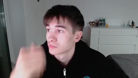 Snapshot of charleshanson69 chatting on November 2025 02:10:01 AM charleshanson69 online show from November 2025 02:10:01 AM