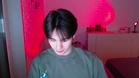 Snapshot of charleshanson69 chatting on February 2026 06:35:02 PM charleshanson69 online show from February 2026 06:35:02 PM