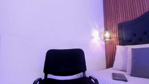 charlie_boss_ online show from February 2026 07:35:01 PM