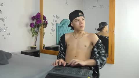 charlie_latino online show from June 2026 02:34:01 PM