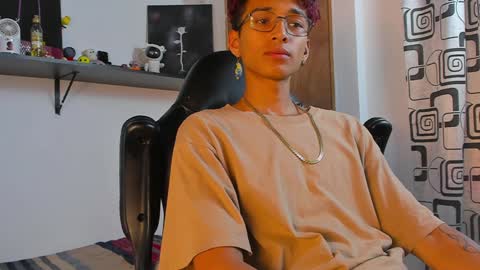 Snapshot of charlieerusso chatting on December 2024 10:49:02 PM Charles Russo online show from December 2024 10:49:02 PM