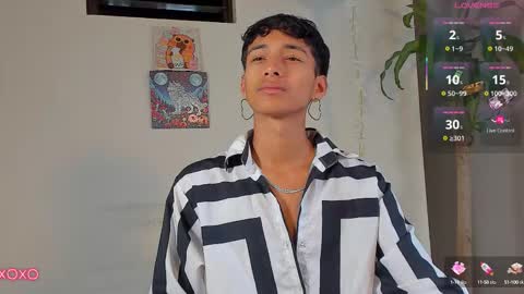 Snapshot of charlieerusso chatting on September 2025 03:56:01 PM Charles Russo online show from September 2025 03:56:01 PM