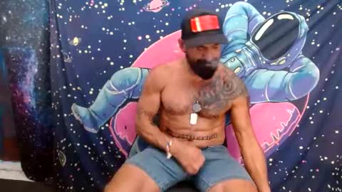 Snapshot of charlieprospect chatting on November 2025 02:32:02 AM Charlie Prospect online show from November 2025 02:32:02 AM