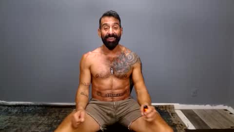 Snapshot of charlieprospect chatting on December 2025 10:49:02 PM Charlie Prospect online show from December 2025 10:49:02 PM