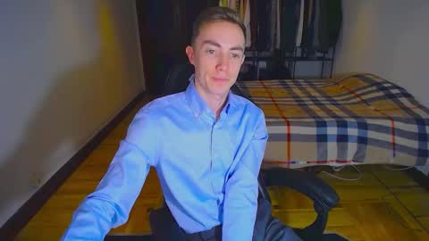 carlos reyes online show from January 2025 12:43:01 PM