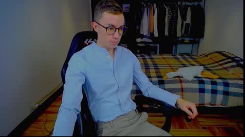 carlos reyes online show from September 2025 09:57:01 AM