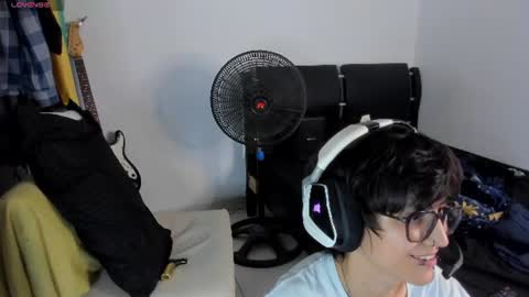 Snapshot of charlietaylorr__ chatting on July 2026 04:12:01 AM Charlie online show from July 2026 04:12:01 AM
