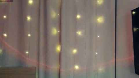 Snapshot of charlinepiker chatting on March 2026 09:43:01 PM Yumi online show from March 2026 09:43:01 PM