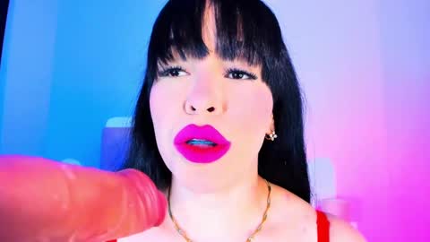 Snapshot of charlootteevans chatting on February 2025 02:12:01 AM Charloott Evans online show from February 2025 02:12:01 AM