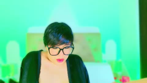 Snapshot of charlootteevans chatting on October 2025 03:12:02 AM Charloott Evans online show from October 2025 03:12:02 AM