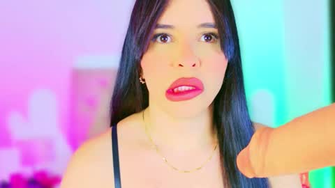 Snapshot of charlootteevans chatting on October 2025 02:12:01 AM Charloott Evans online show from October 2025 02:12:01 AM