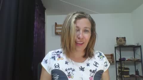 charlott online show from December 2024 02:48:02 AM