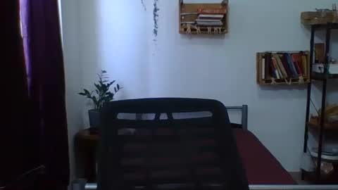 charlott online show from May 2026 06:57:01 PM