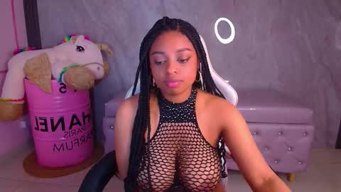 Charlote  online show from November 2025 01:15:01 AM