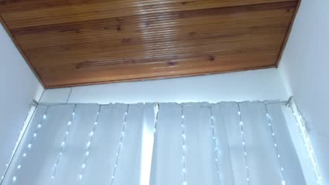 charlothe_wright online show from April 2026 07:49:02 PM
