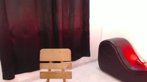 Snapshot of charlott_hotx chatting on February 2026 09:24:01 PM charlott online show from February 2026 09:24:01 PM