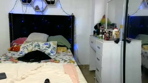 charlotte_027 online show from June 2026 10:15:01 AM