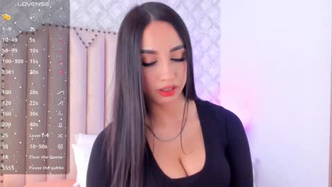   Charlotte  online show from December 2024 07:22:01 PM