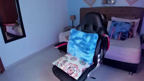 Charlotte  online show from March 2026 07:09:01 PM