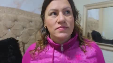 charlotte online show from November 2025 10:37:01 AM