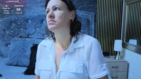 charlotte online show from November 2025 09:45:01 AM