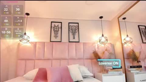 Snapshot of charlotte__hall_ chatting on November 2025 03:42:02 AM Daniela online show from November 2025 03:42:02 AM