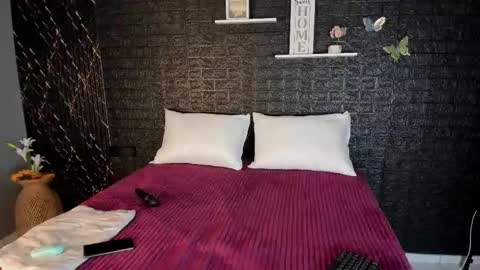  CHARLOTTE BROWN  online show from February 2025 01:44:01 PM