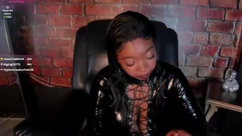  CHARLOTTE BROWN  online show from July 2026 04:39:33 PM