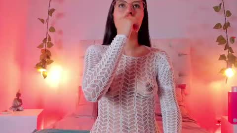 Sofia online show from July 2026 03:35:01 AM