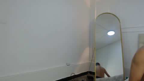 Snapshot of charlotte_dante212 chatting on December 2025 04:17:01 AM charlottte y dante online show from December 2025 04:17:01 AM