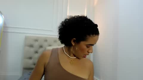 Snapshot of charlotte_dante212 chatting on January 2026 03:31:01 AM charlottte y dante online show from January 2026 03:31:01 AM