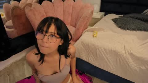 Charlotte online show from February 2025 11:01:01 PM