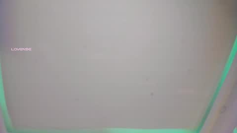 Snapshot of charlotte_line chatting on October 2025 05:45:01 PM charlotte_line online show from October 2025 05:45:01 PM