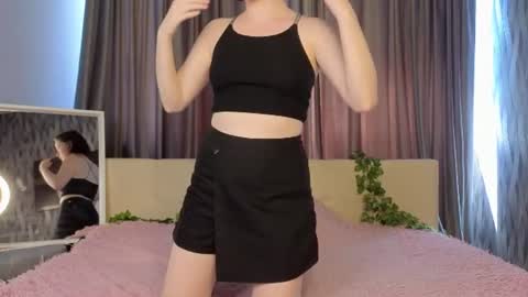 charlotte_mistresssss online show from June 2026 07:46:01 AM