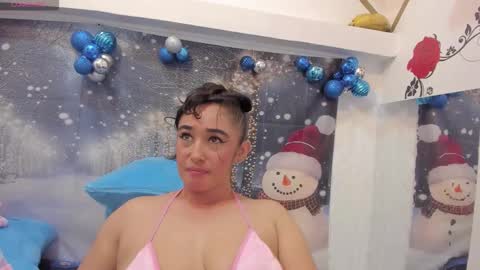 Snapshot of charlotte_x1 chatting on December 2025 05:08:02 PM Charlotte online show from December 2025 05:08:02 PM