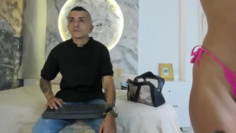 Snapshot of charlotteandsimon_ chatting on February 2026 02:32:02 PM Charlotte and Simon online show from February 2026 02:32:02 PM