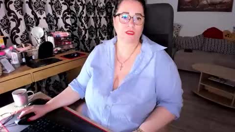 Charlotte Diamonds online show from September 2025 05:18:01 PM